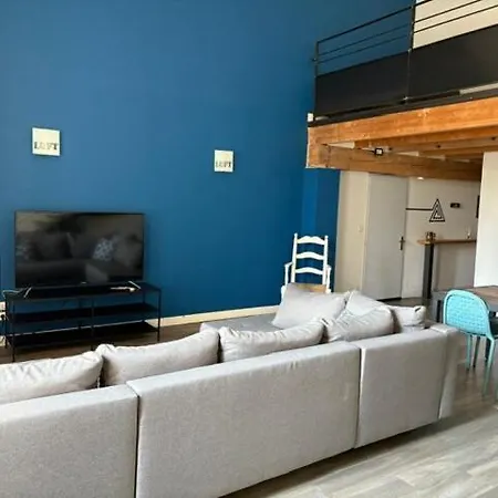 Appartamento Loft-style Apartment,